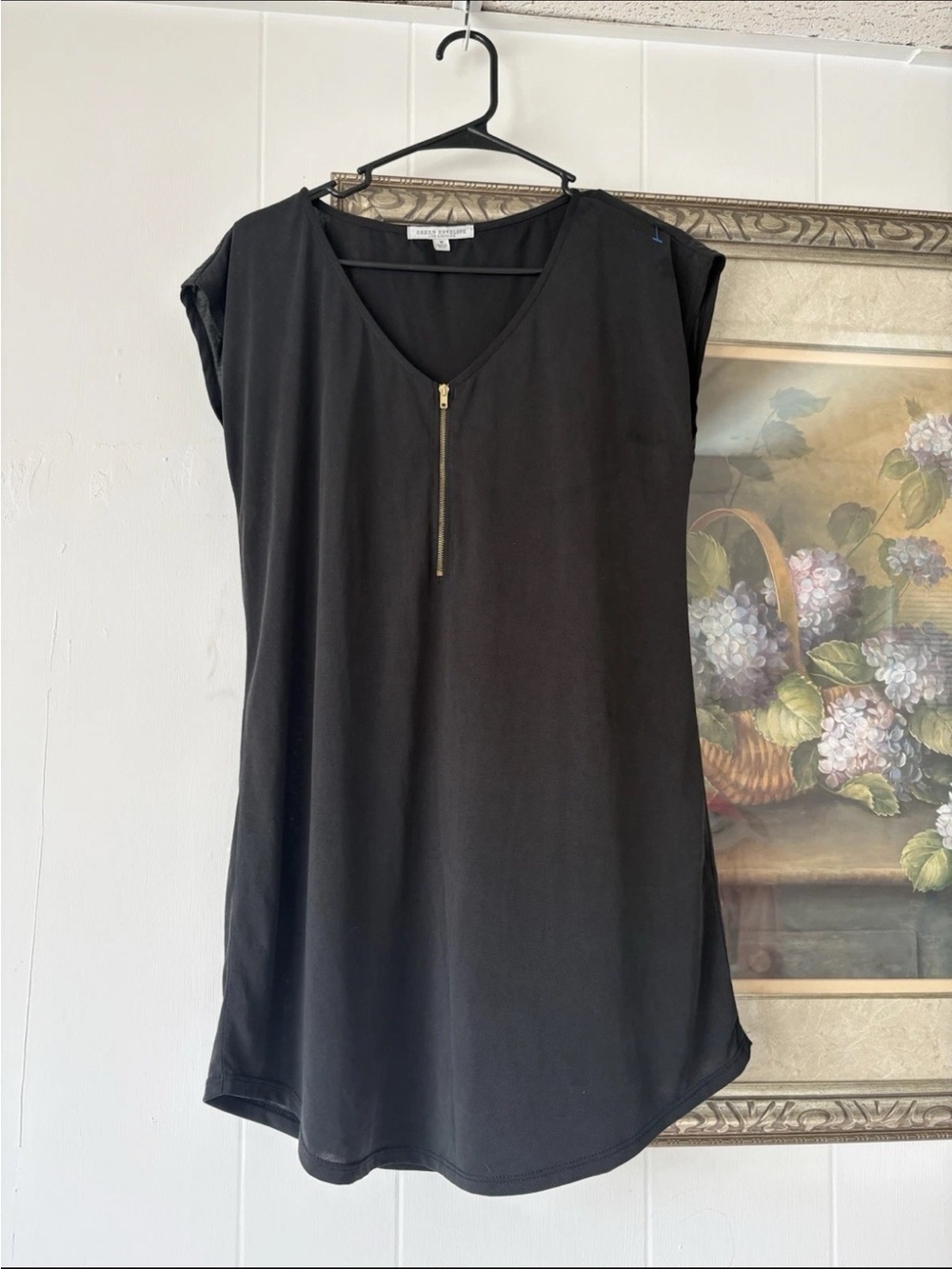 Green Envelope Black V-Neck Tunic with Gold Zip